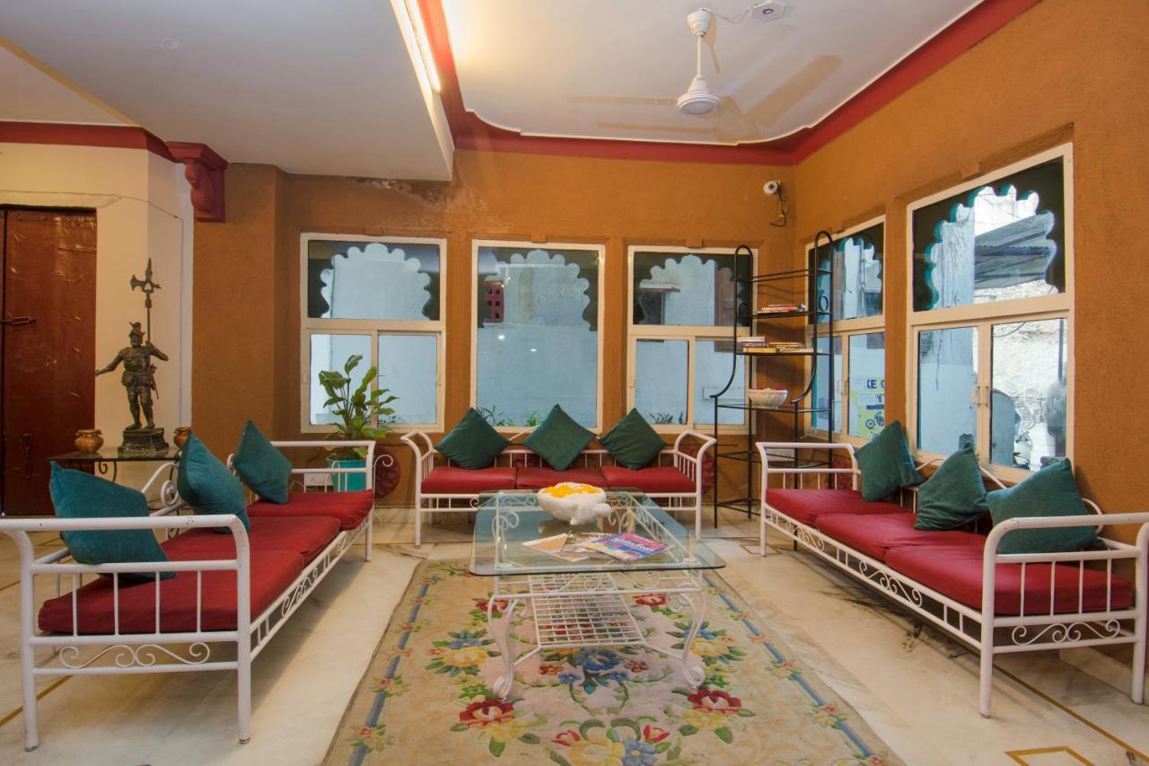 Hotel Udai Niwas By The Lake Udaipur Exterior foto