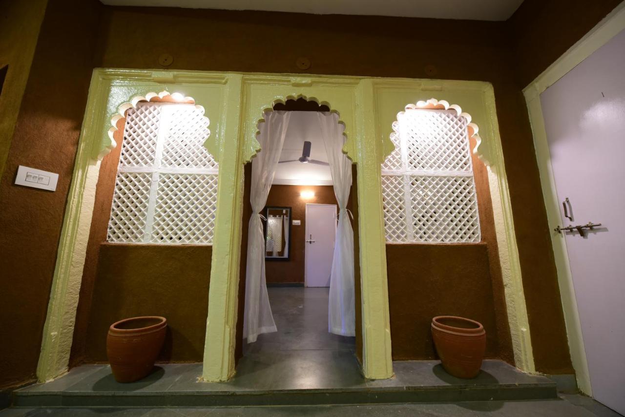 Hotel Udai Niwas By The Lake Udaipur Exterior foto