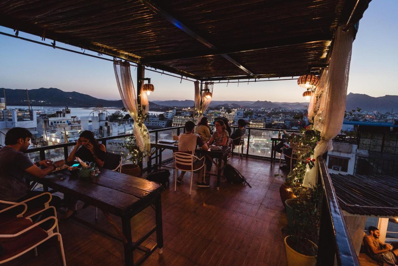 Hotel Udai Niwas By The Lake Udaipur Exterior foto