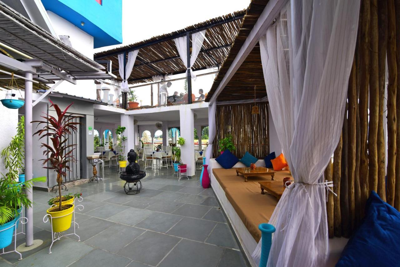 Hotel Udai Niwas By The Lake Udaipur Exterior foto