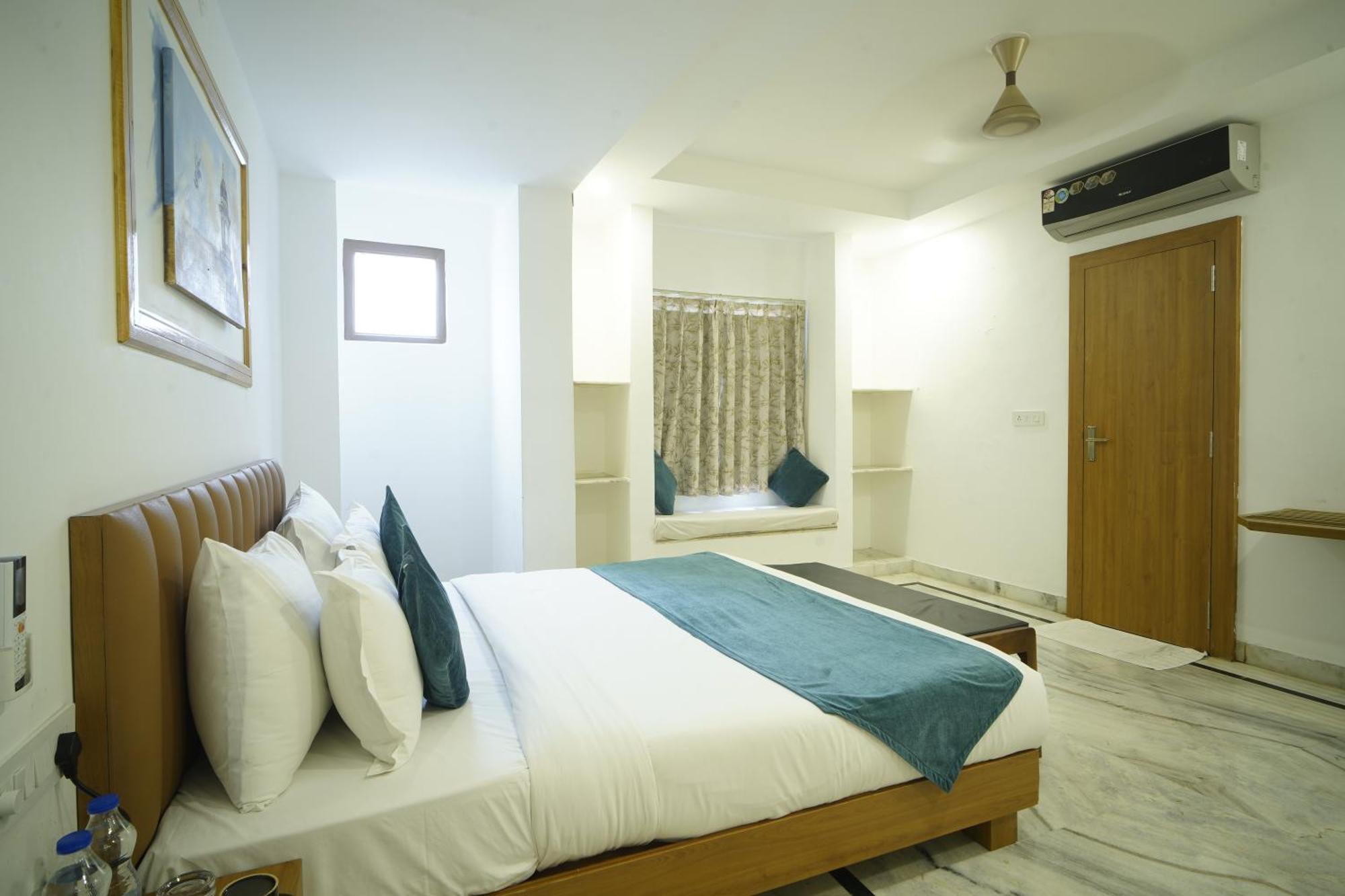 Hotel Udai Niwas By The Lake Udaipur Exterior foto