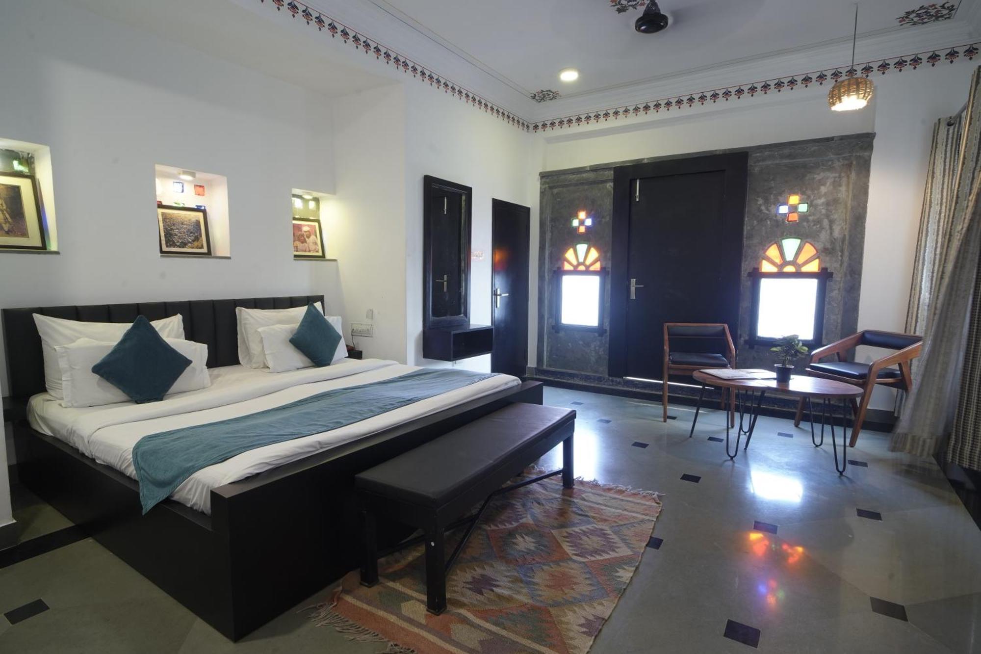 Hotel Udai Niwas By The Lake Udaipur Exterior foto
